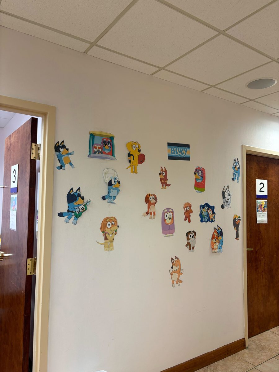 Bluey themed hallway between session rooms